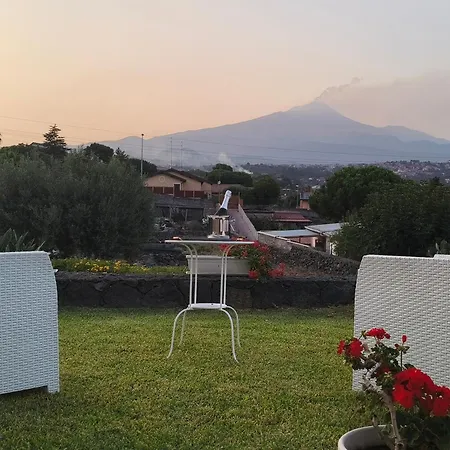 Beautiful Etna's View Bed & Breakfast San Giovanni La Punta